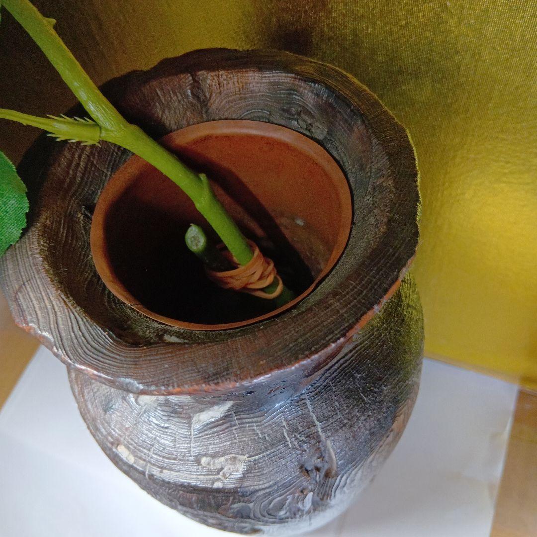木製花瓶 ダークブラウン 自然な木目