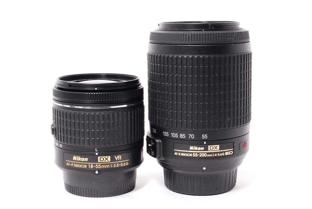 Nikon D5600◆◆ショット数少なめ◆WiFiで転送◆AF-P＆望遠レンズ