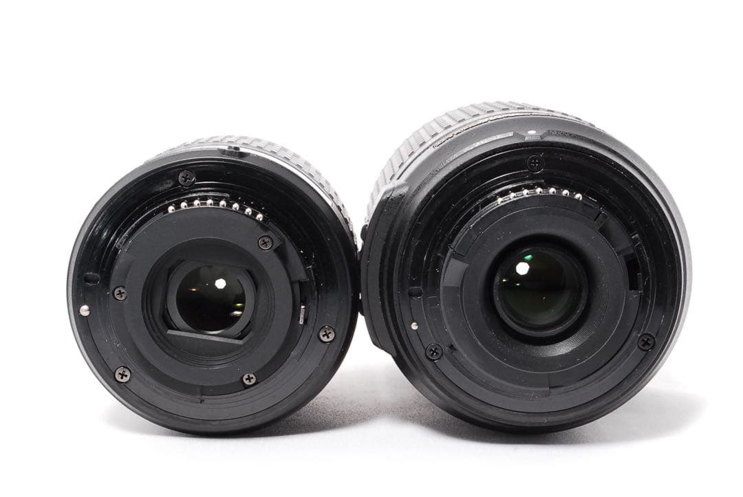 Nikon D5600◆◆ショット数少なめ◆WiFiで転送◆AF-P＆望遠レンズ