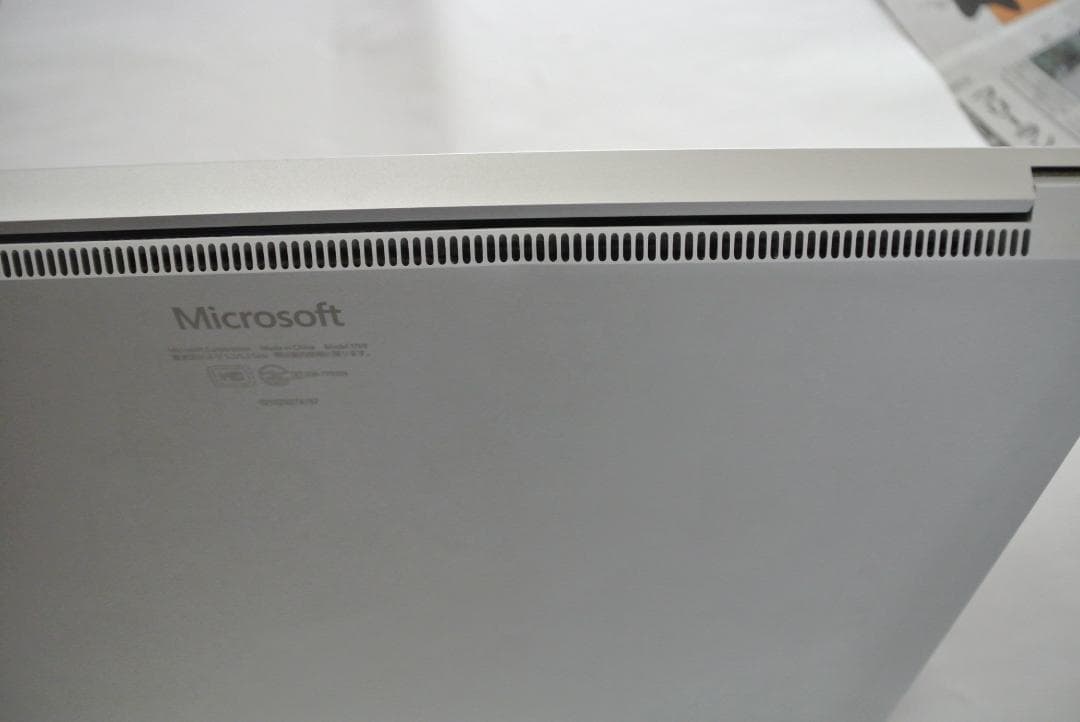 ゆ*3様 Microsoft Surface Laptop 2 1769