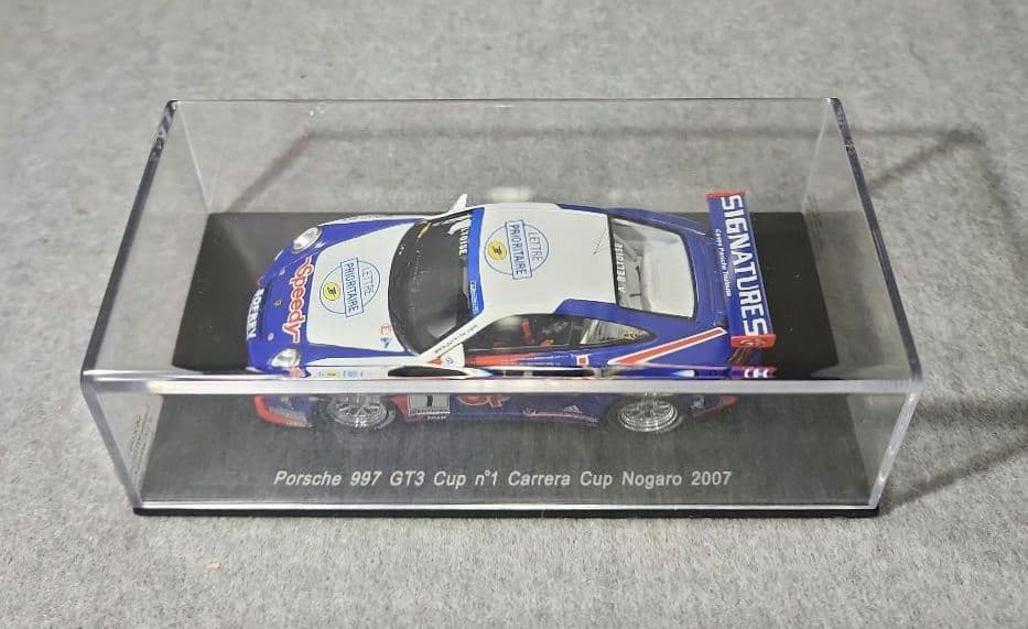 スパークモデル 1/43スケール ポルシェ997 GT3 CUP #1