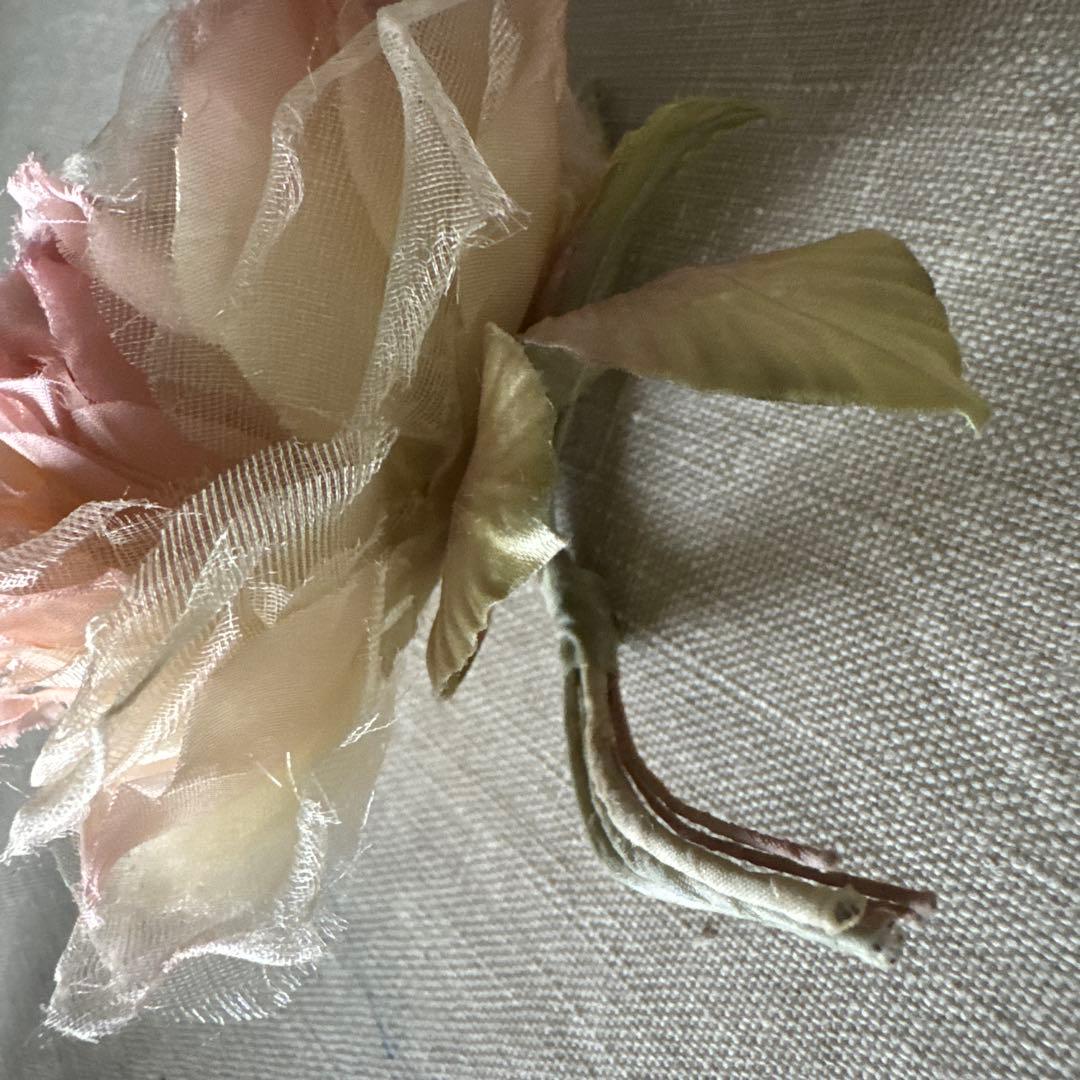 山上るい　布花　ばら　薔薇　白、ピンク手作り　可憐　美しい　未使用