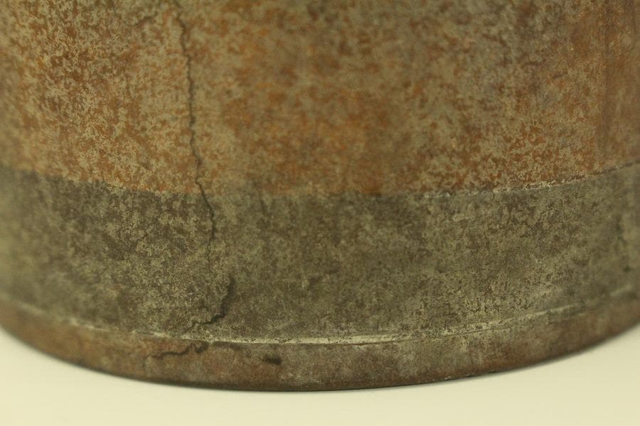 中国美術 朱泥 刻花鳥紋 在印 筒花瓶 骨董 時代物(HA528)