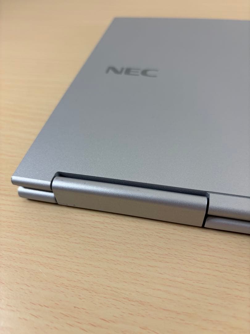 【タッチパネル】第8世代 i5 SSD256GB Win11 Office