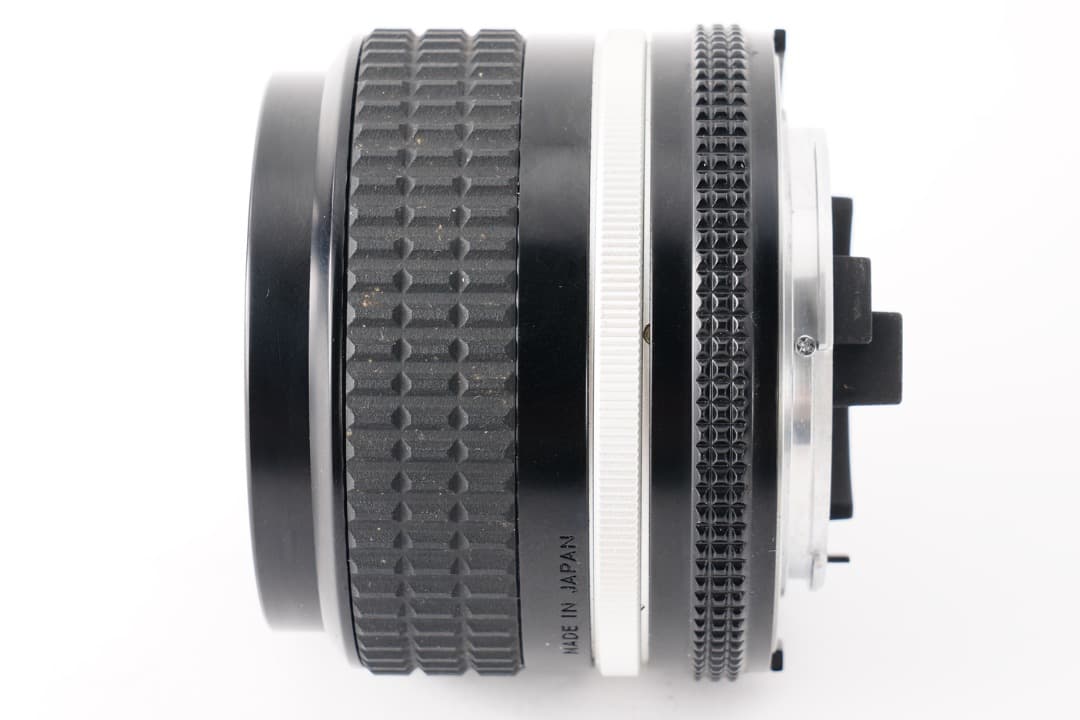 【極美品】Nikon Ai-s Nikkor 24mm F2.8 342 ニコン