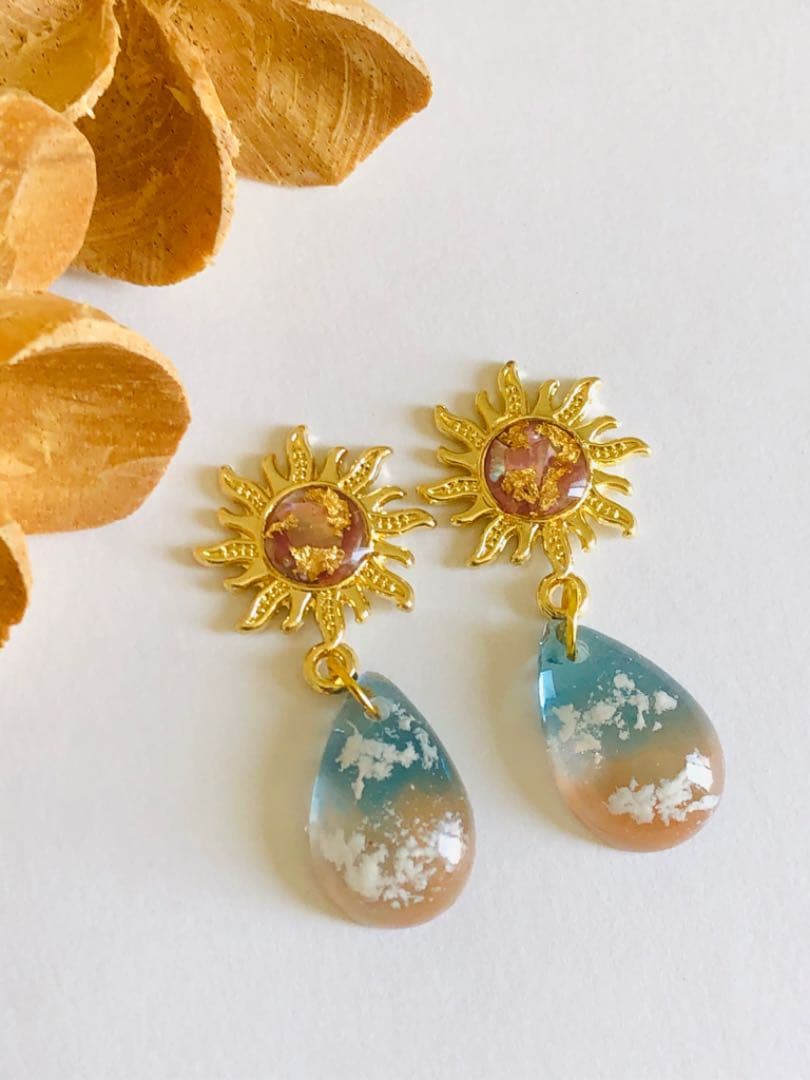 ✩.*˚こひなちさん専用♡茜空と太陽 ピアス イヤリング