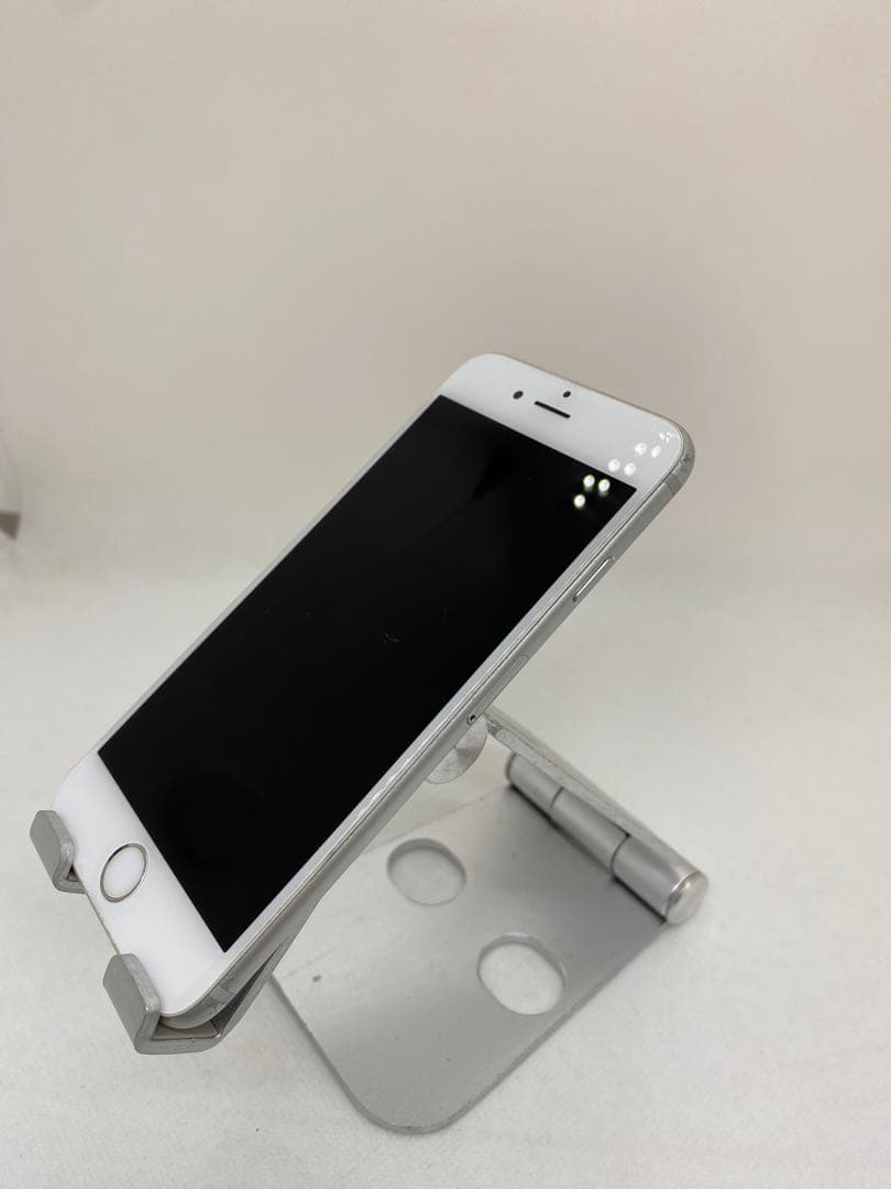 Iphone 6s 32GB Sim フリー　137180