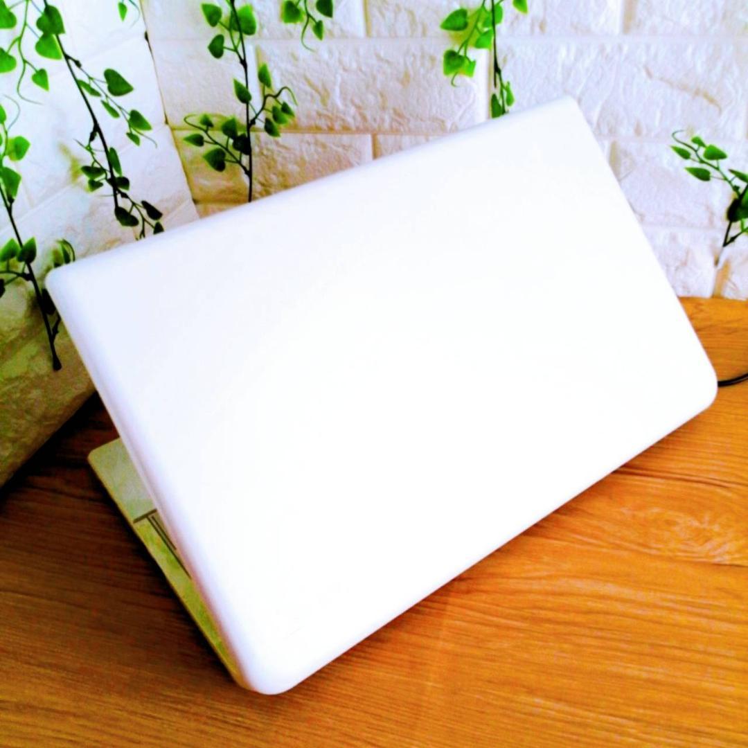 【美品】大容量750GB✨メモリ8GB✨白・薄型✨初心者✨設定済PC✨【Bz9】