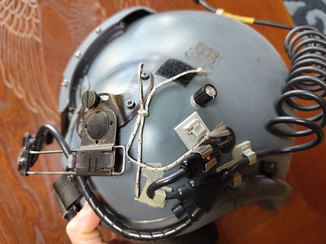 軍用ヘリコプターパイロットヘルメット