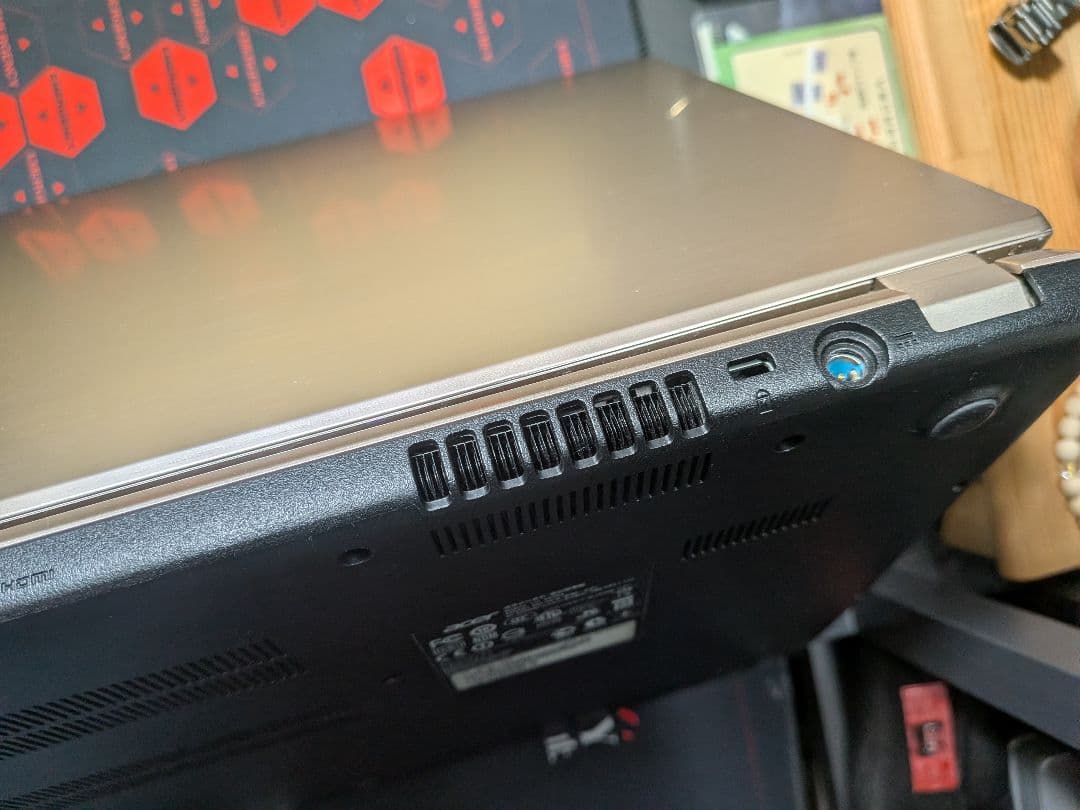Acer Aspire V5-552PG金色 Windows11美品最終値下げ!
