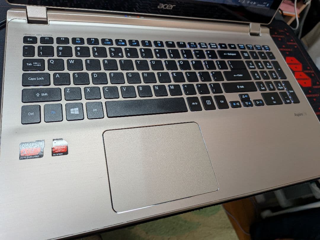 Acer Aspire V5-552PG金色 Windows11美品最終値下げ!