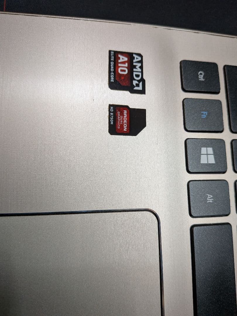 Acer Aspire V5-552PG金色 Windows11美品最終値下げ!