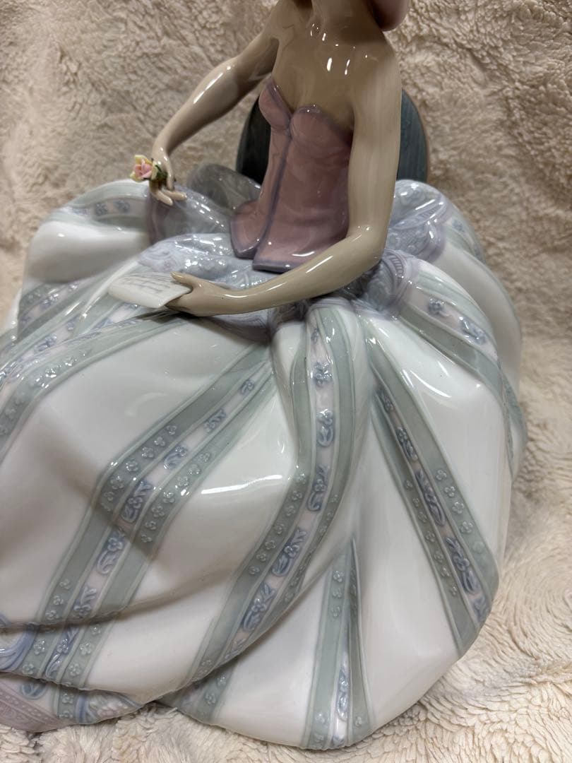 LLADRO リヤドロ　貴婦人　陶器