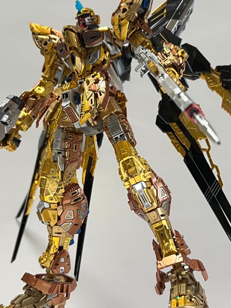 ガンプラ MGEX 1/100 ストライクフリーダムガンダム 塗装完成品