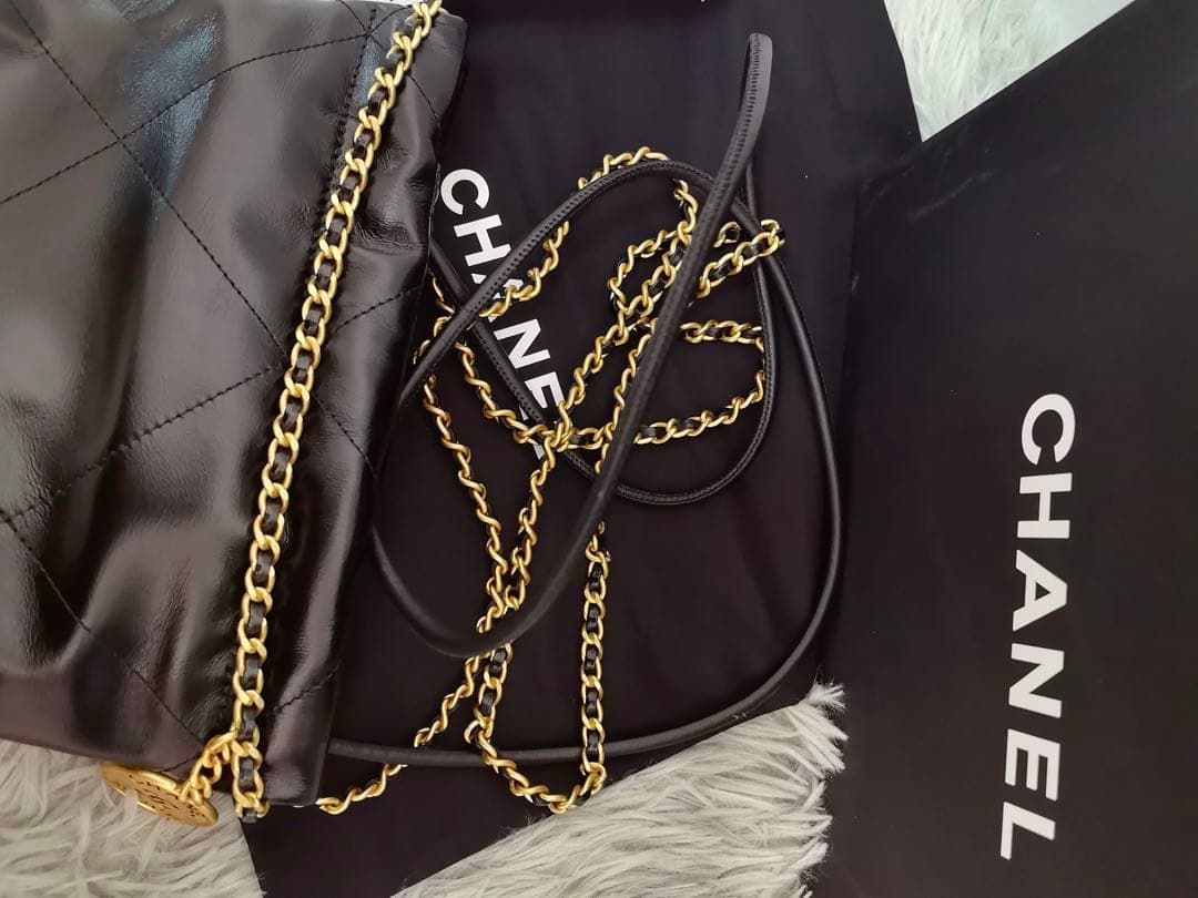 シャネル CHANEL 22ミニ チェーンショルダーバッグ