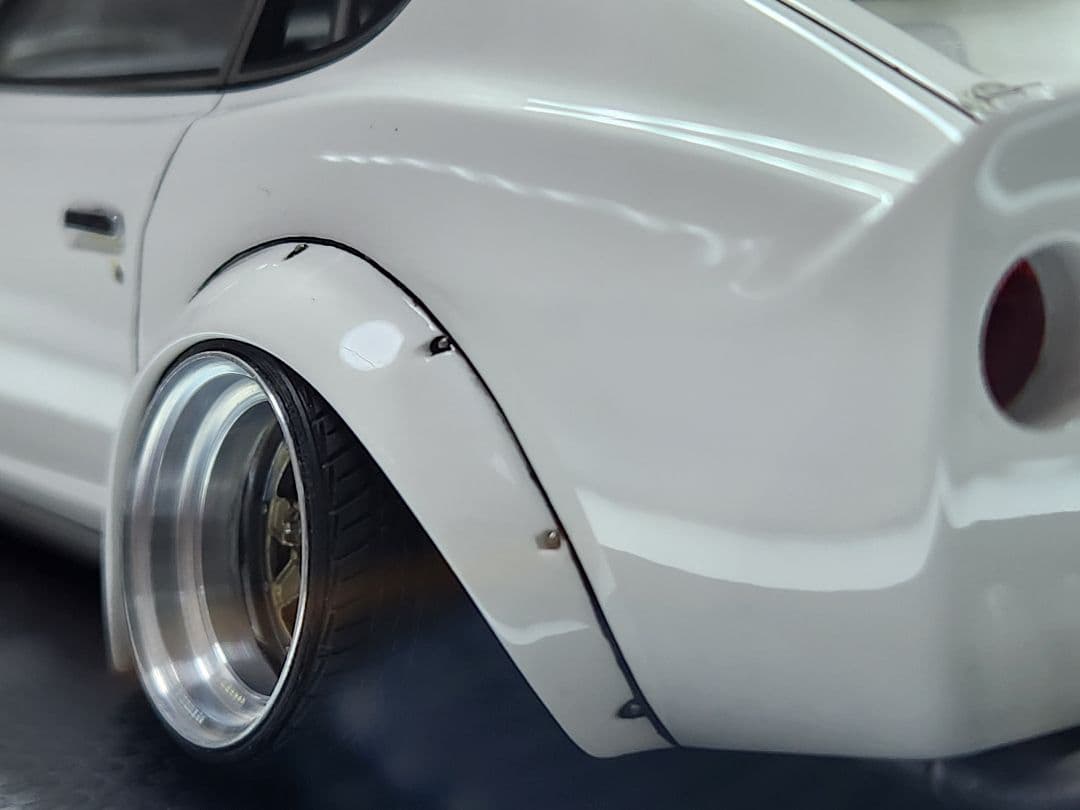 【1/18イグニッションモデル LB-WORKS Fairlady Z(S30)