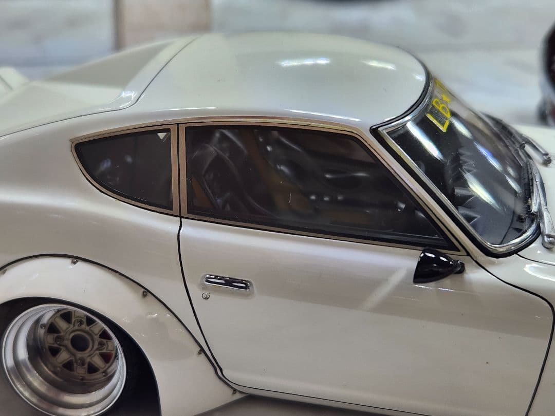 【1/18イグニッションモデル LB-WORKS Fairlady Z(S30)