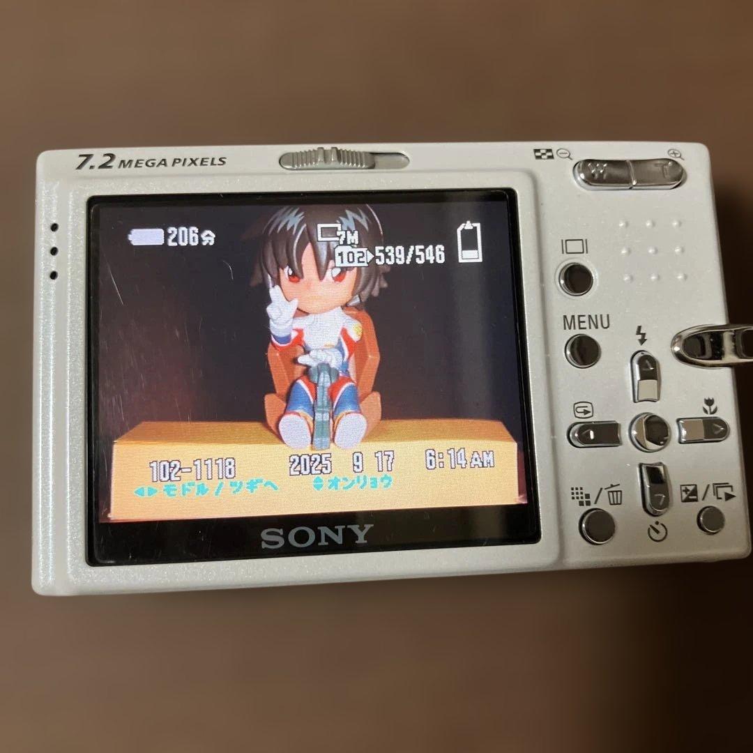 【SONY】Cyber-Shot DSC-T10、ホワイト　マイクロSD付き