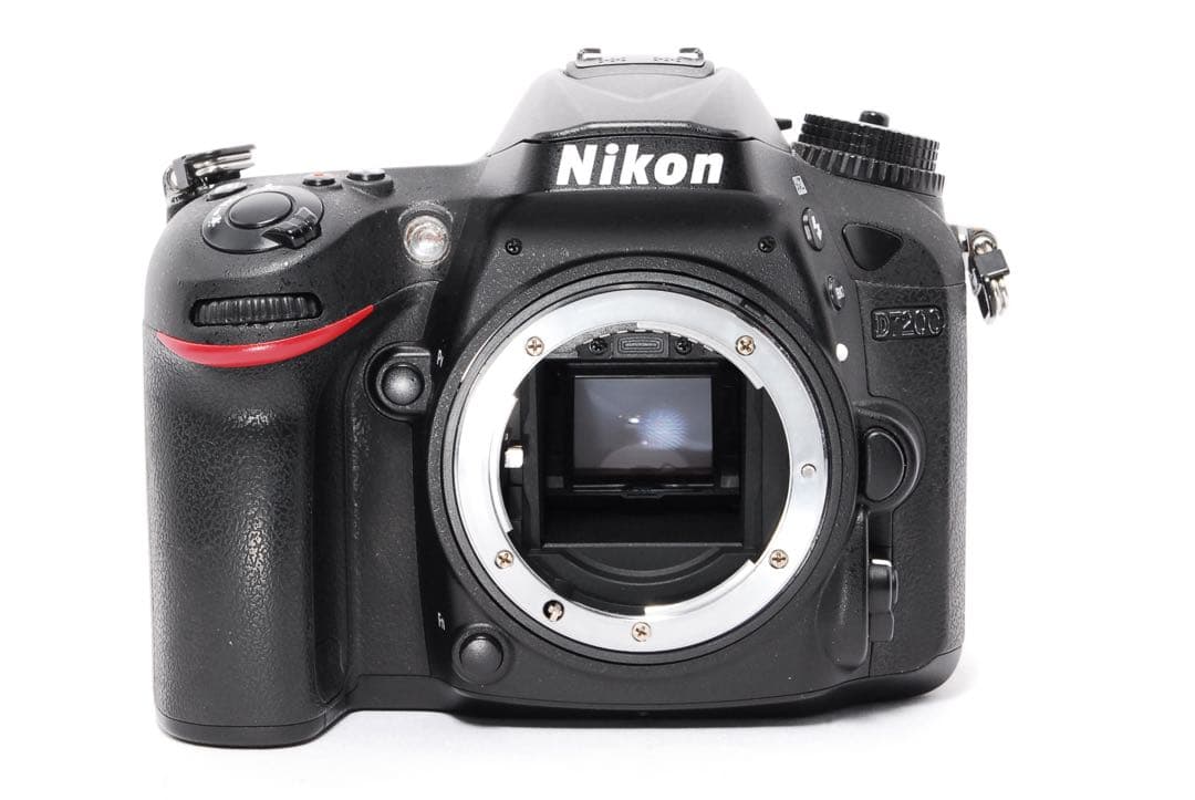 Nikon D7200◆WiFi搭載◆超望遠◆ハイアマチュア機種◆一眼レフカメラ