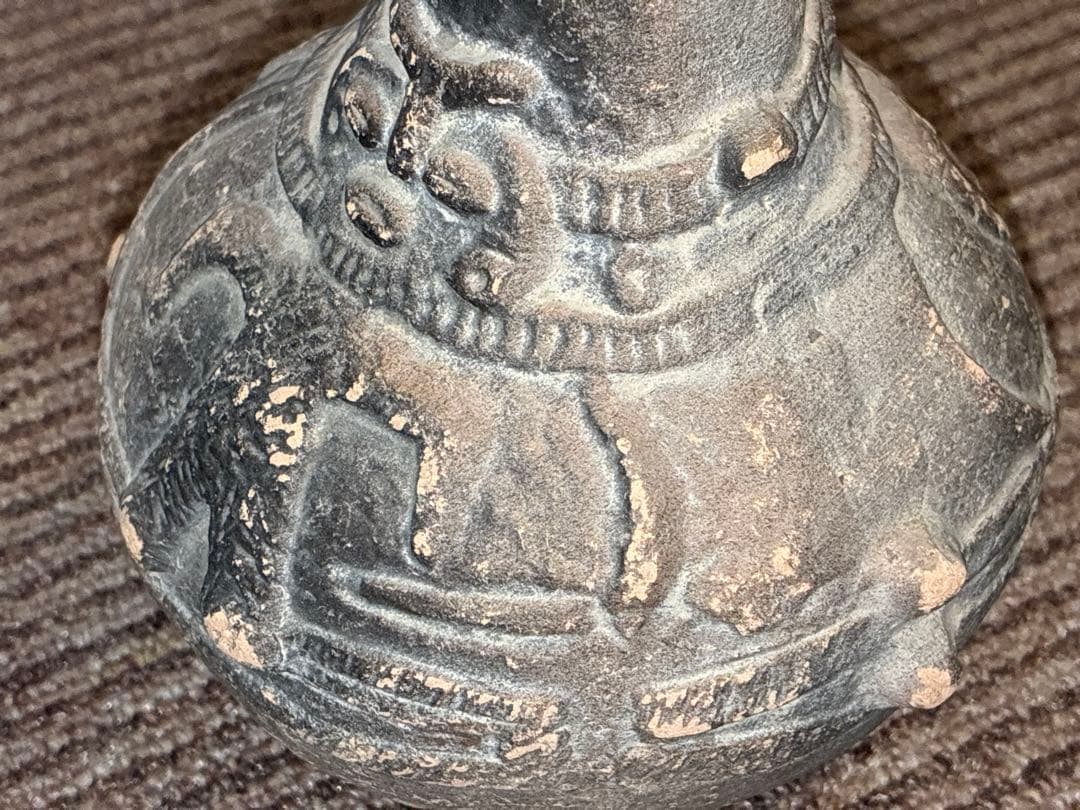 縄文土器　土偶紋様　十腰内遺跡　土器　土偶　骨董　アンティーク　発掘品　出土品