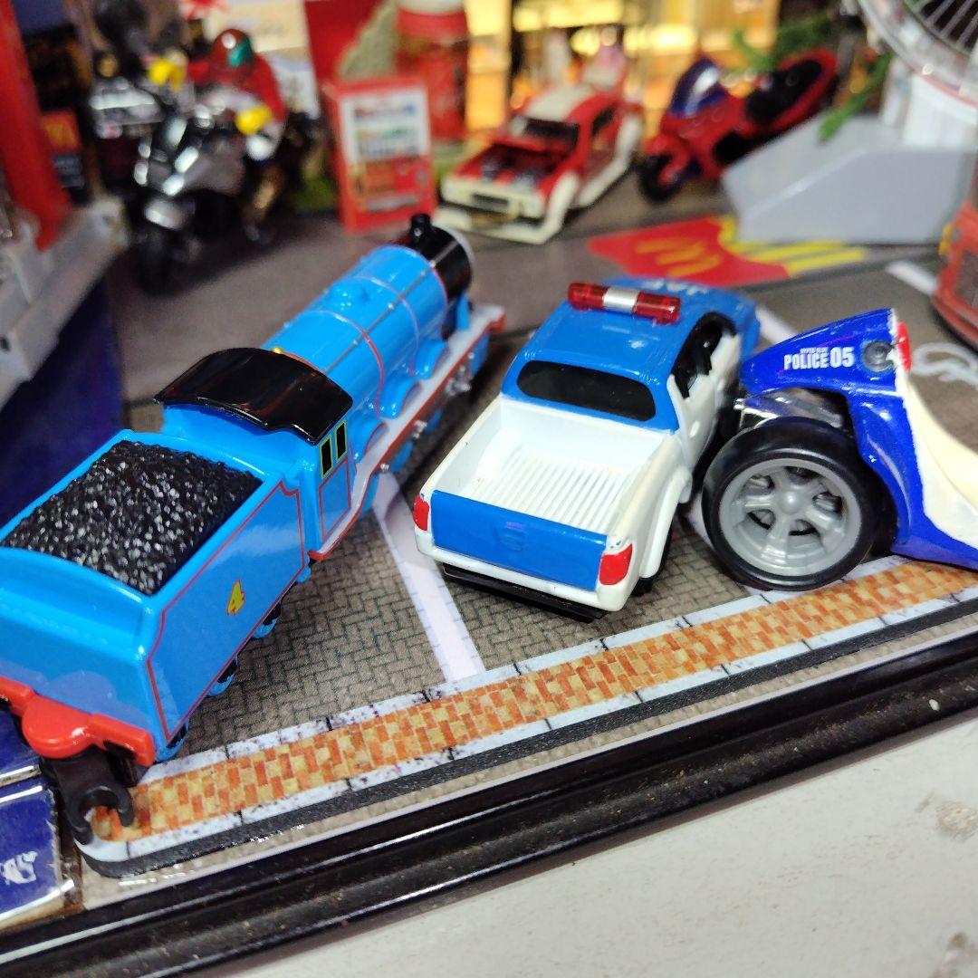 商品Ｎｏ.３７５７★お子さんが好きな車を集めてみました☆警察・消防・救急他色々☆