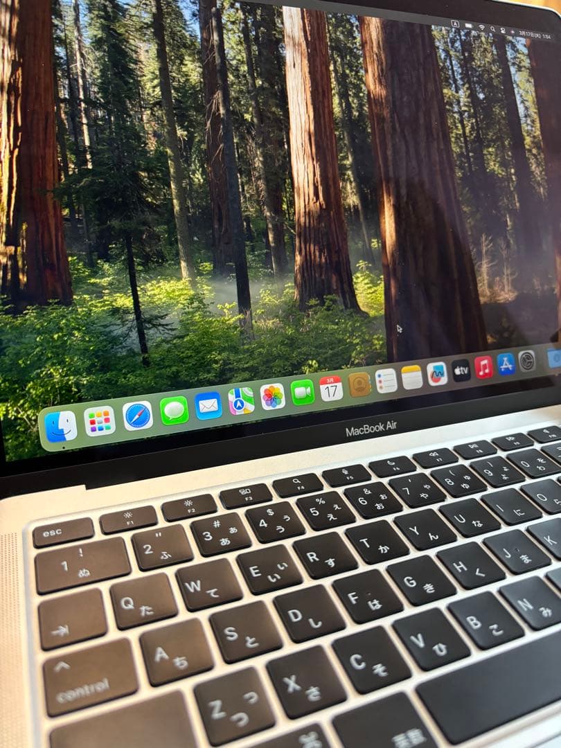 MacBook Air (M1, 2020) 13インチ（保護フィルム付き）