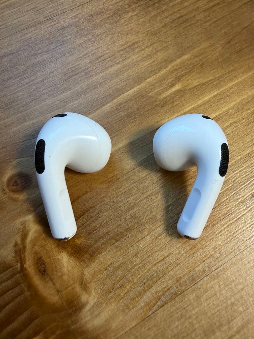 【動作良好】AirPods 第3世代 MagSafe充電ケース付 (A2564)