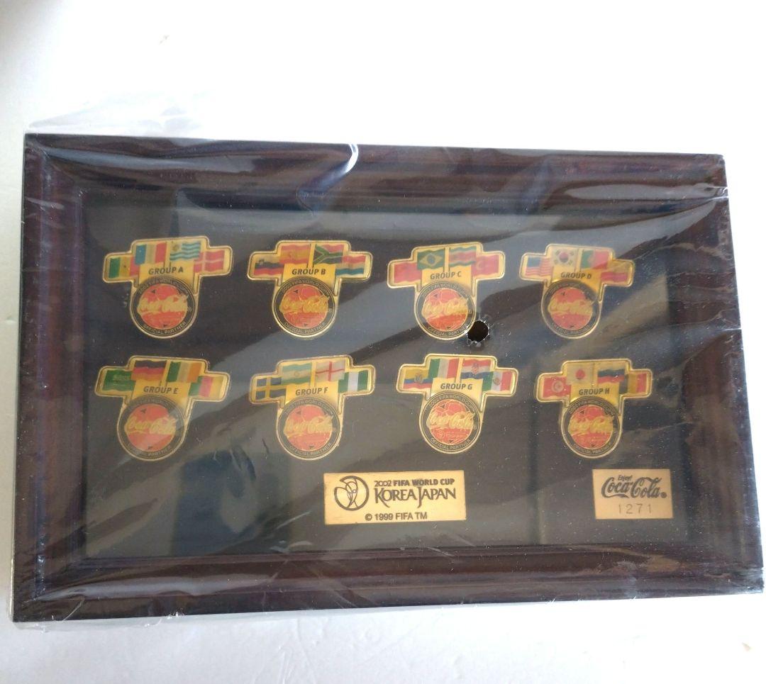 2002サッカーワールドカップピンバッジ新品未使用2点と新品キズありの1点
