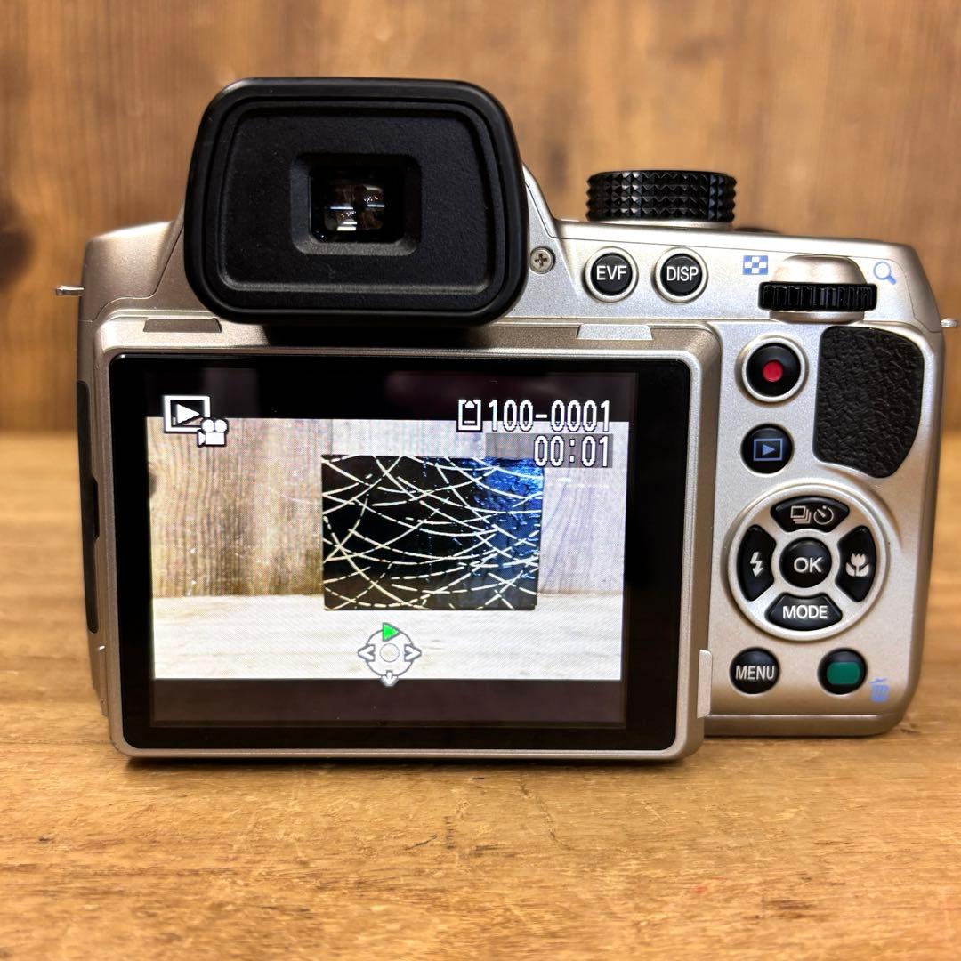 PENTAXペンタックス X-5 クラシックシルバー　単3型電池
