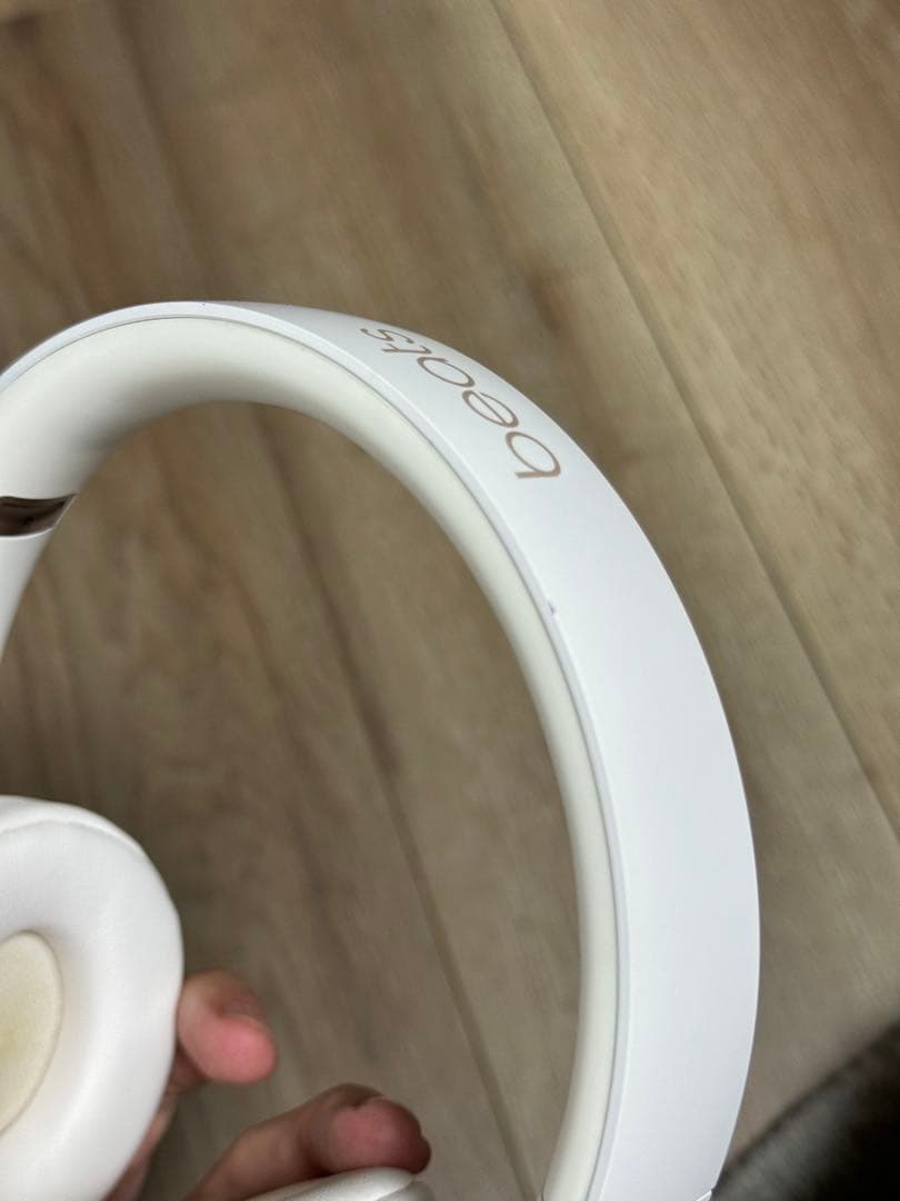 Beats Solo Pro ワイヤレスヘッドホン ホワイト