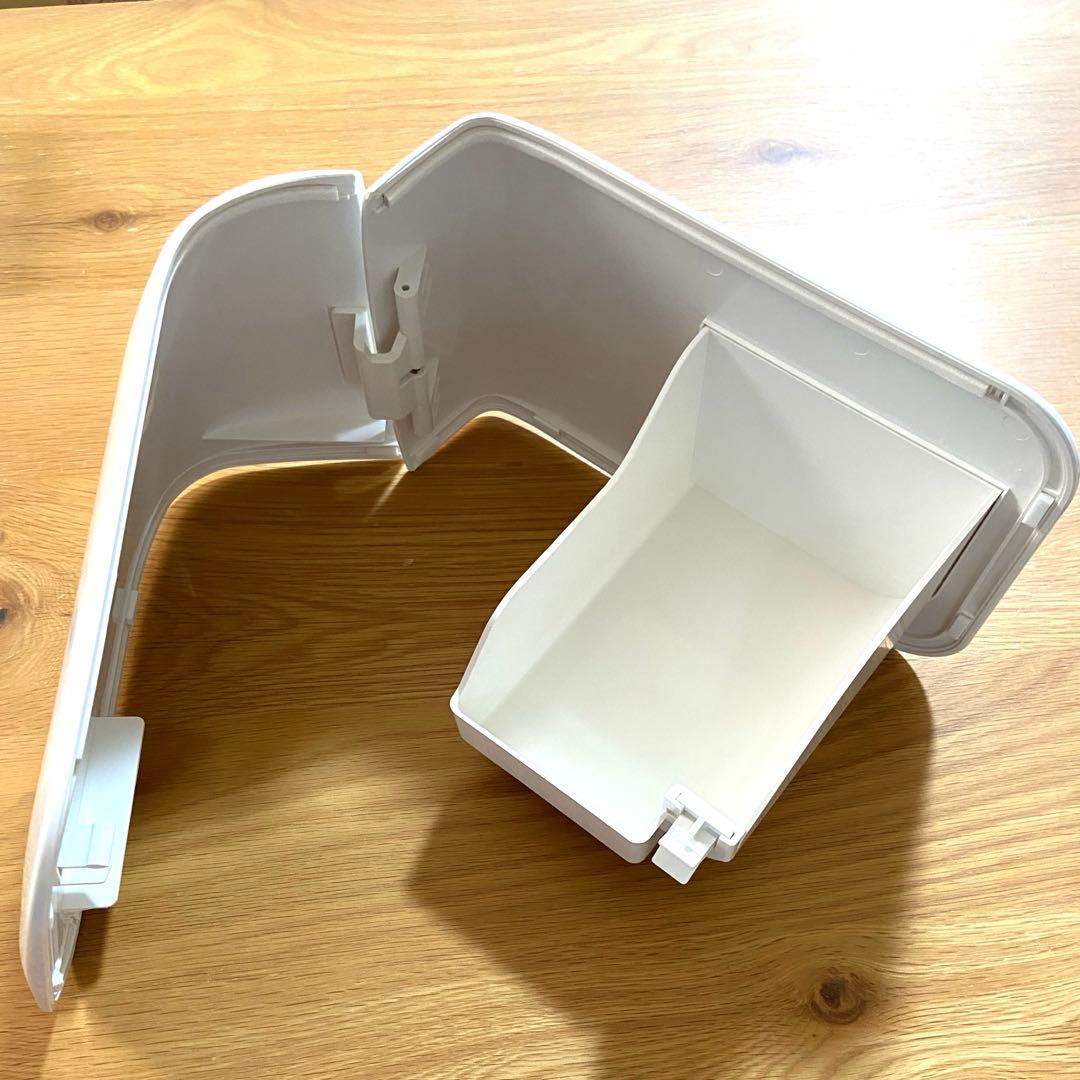 【美品⭐️動作確認済】TOYOTAミシン アイシン精機　家庭用小型電動電気ミシン