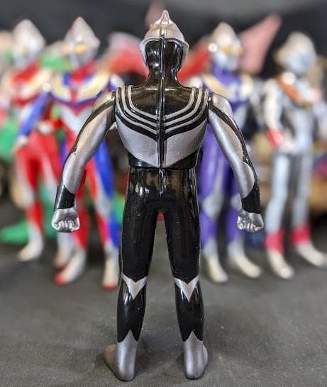 ウルトラマンティガ＆登場怪獣・宇宙人（バンダイ）ソフビフィギュア16体セット