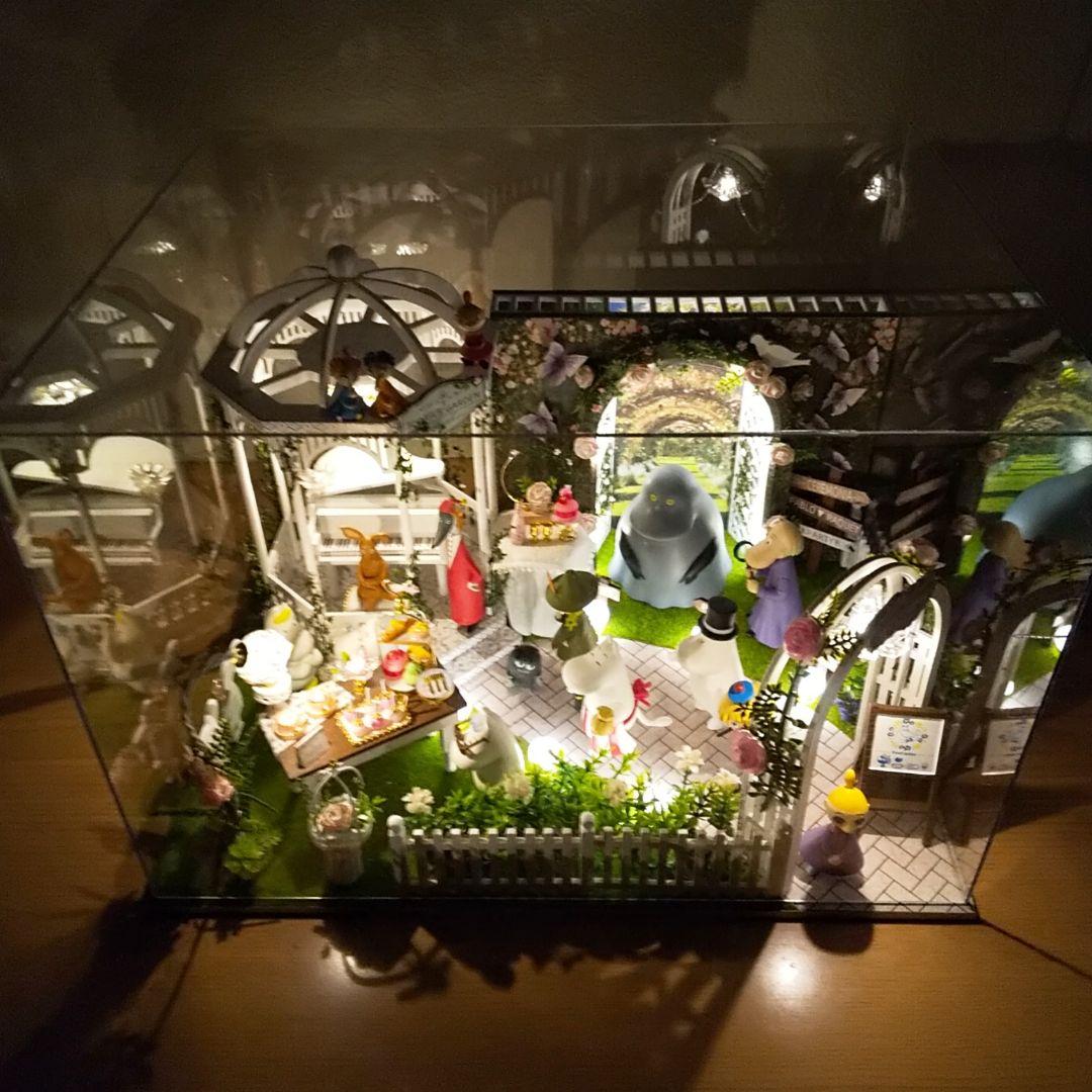 ムーミンフィギュア＆ドールハウス（LEDライト、オルゴール、カバー付き）セット