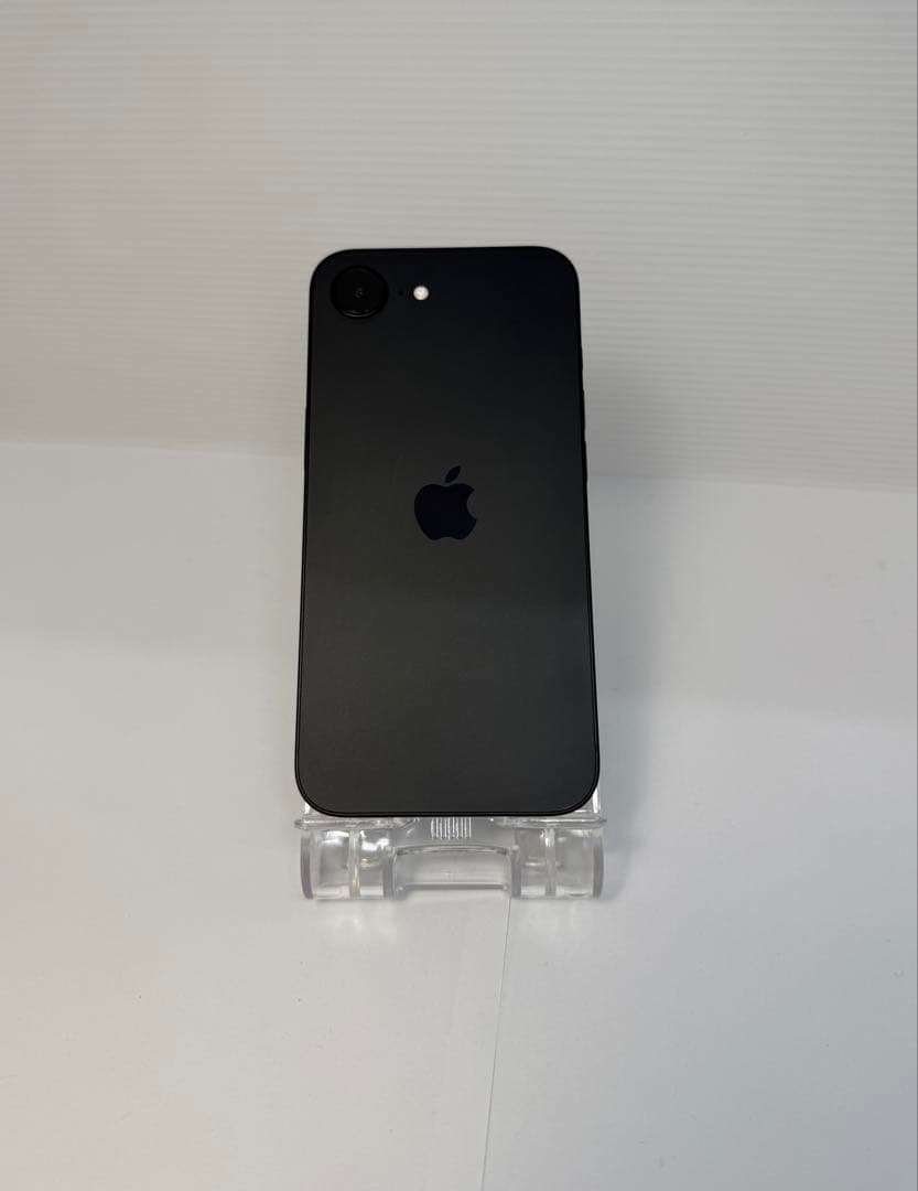iPhone16e 128GB ブラック 海外版　SIMフリー　残債無し　超美品