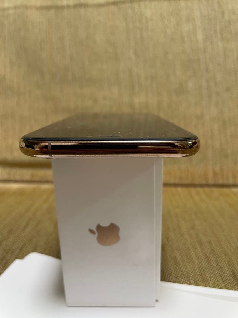 iPhone Xs Gold 64G 美品