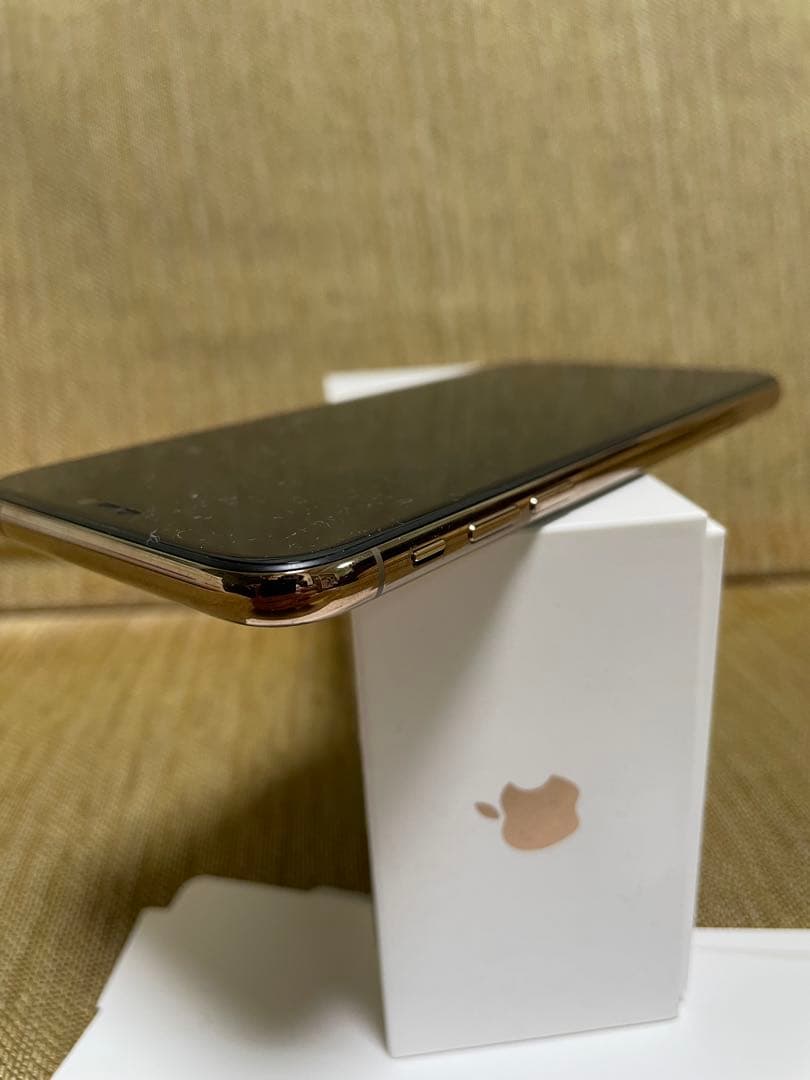 iPhone Xs Gold 64G 美品