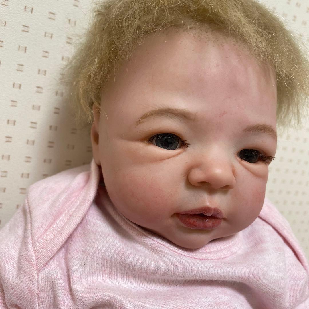 リボーンドール、優しい顔