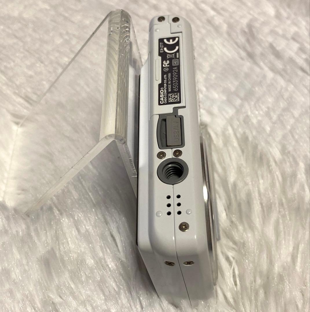 【美品】CASIO EXILIM EX-Z77 デジタルカメラ ホワイト 白