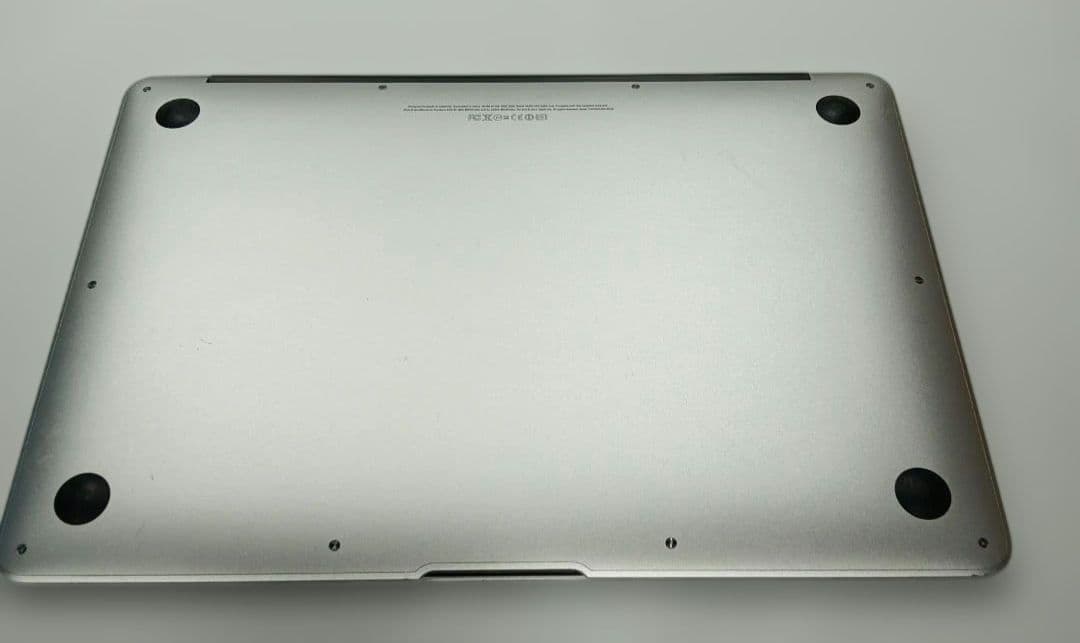 MacBook Air A1466 Corei5 SSD256GB 13インチ