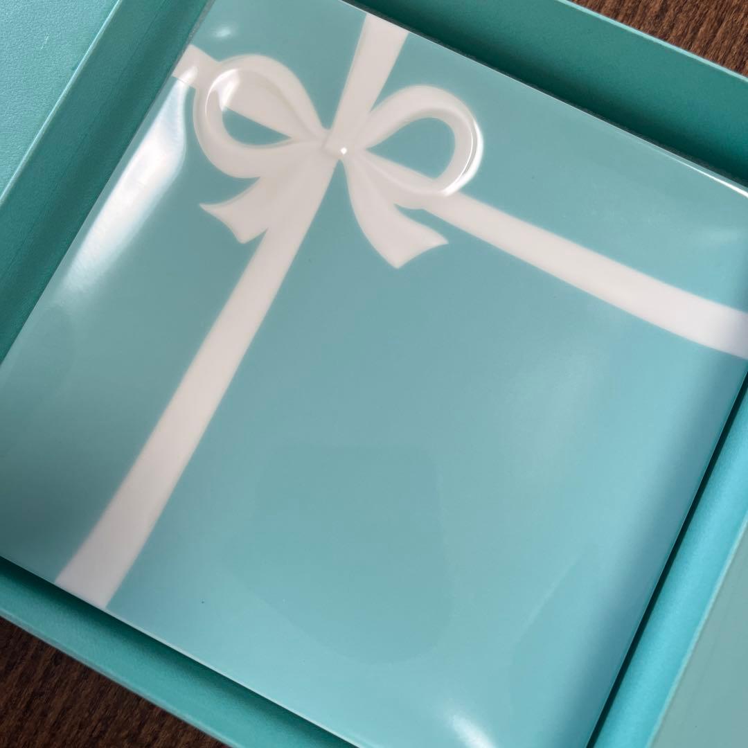 Tiffany & Co. リボンデザイン皿【新品2枚セット】