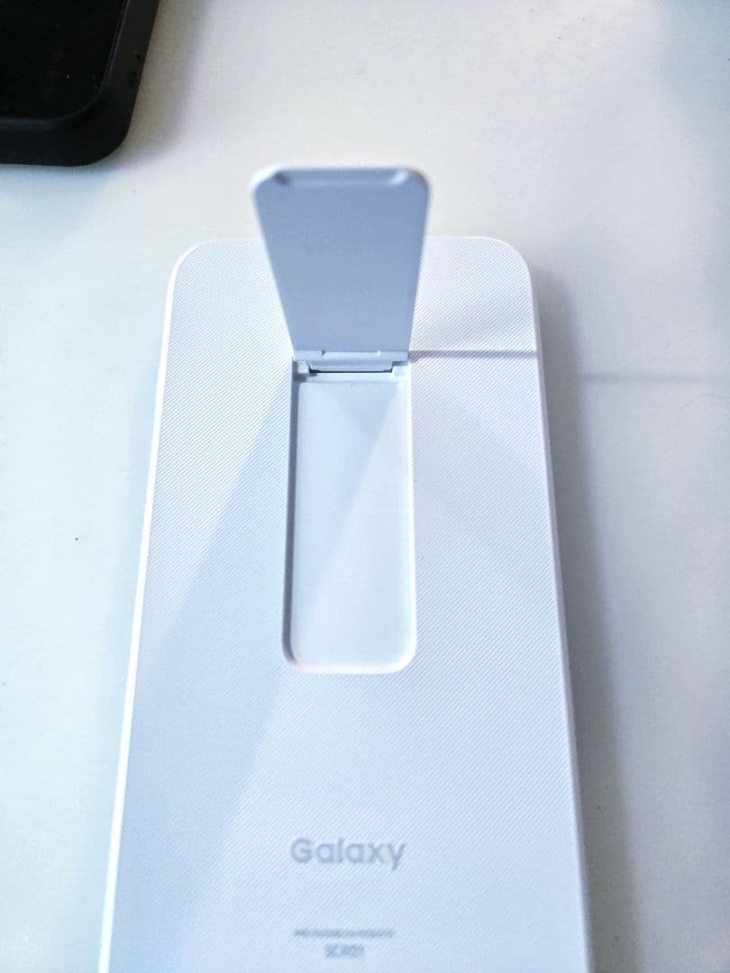 【美品】SAMSUNG Galaxy 5G Mobile Wi-Fi SCR01