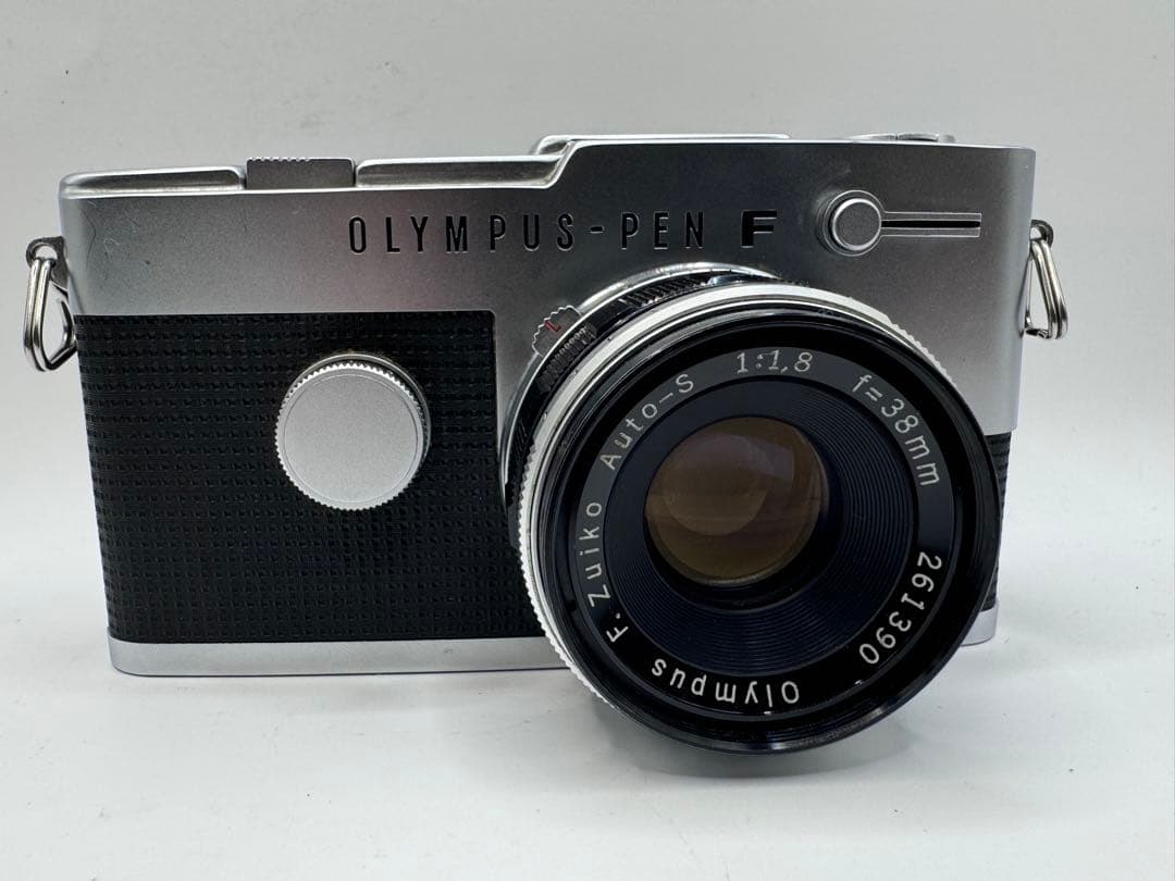 フィルムカメラ OLYMPUS PEN FT / F.ZUIKO Auto-S 1.8 38mm