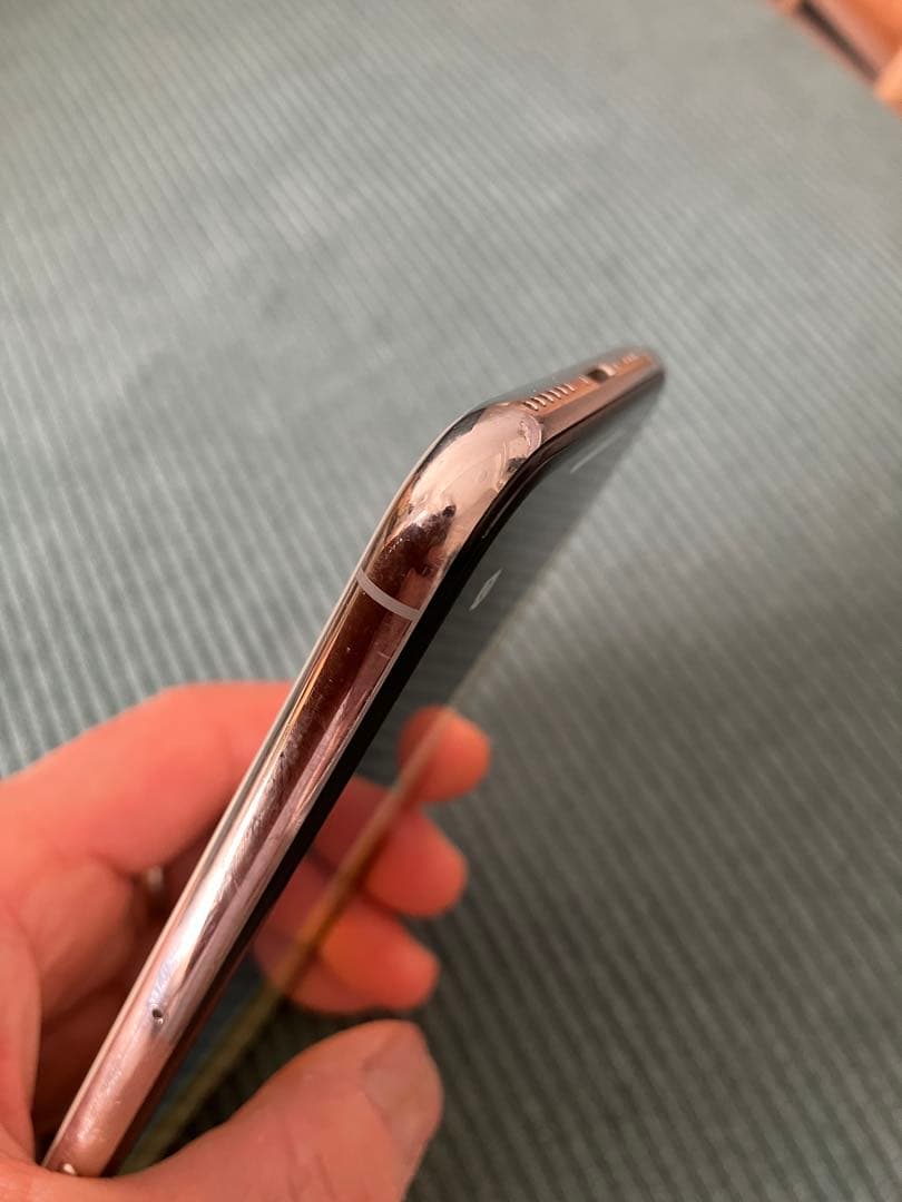 iPhone Xs [シルバー] 64GB SIMフリー 動作良好