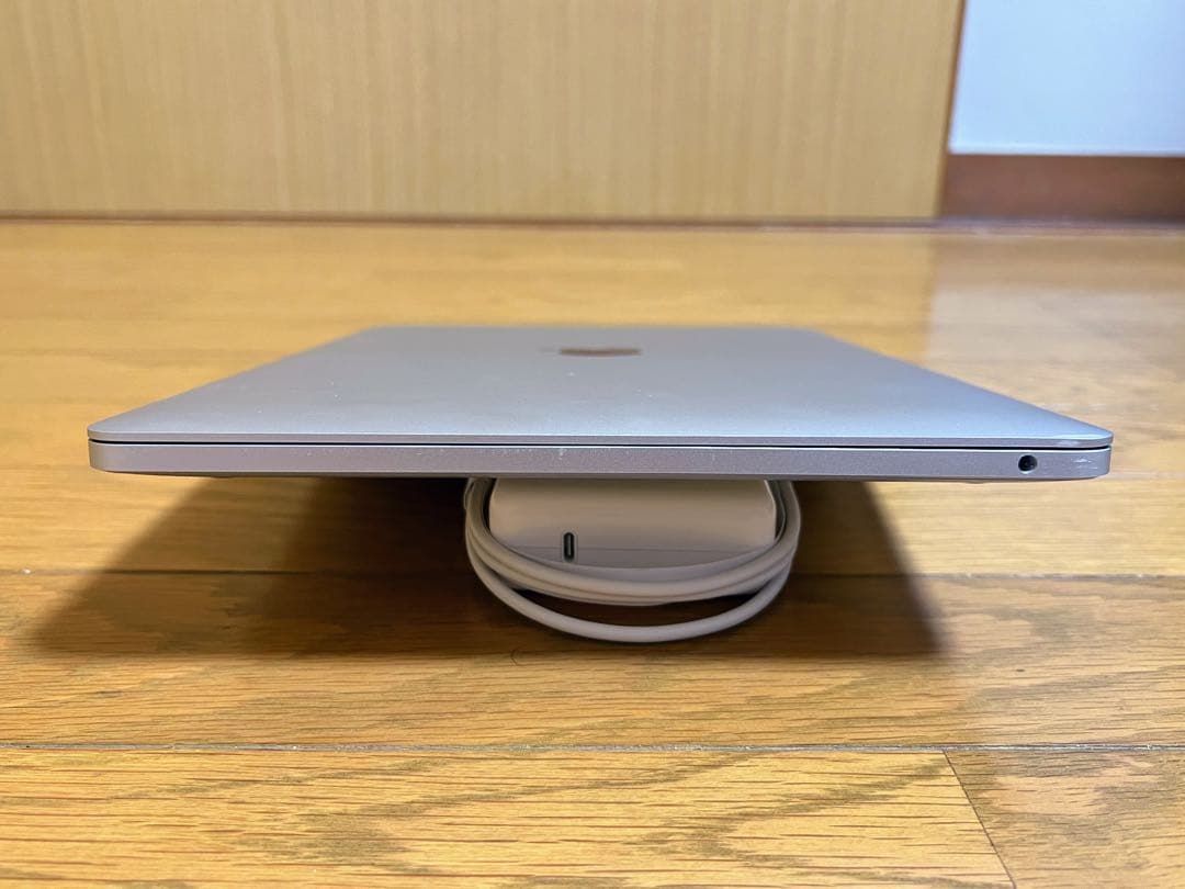 MacBook Pro 13インチ M2チップ SSD 512GB