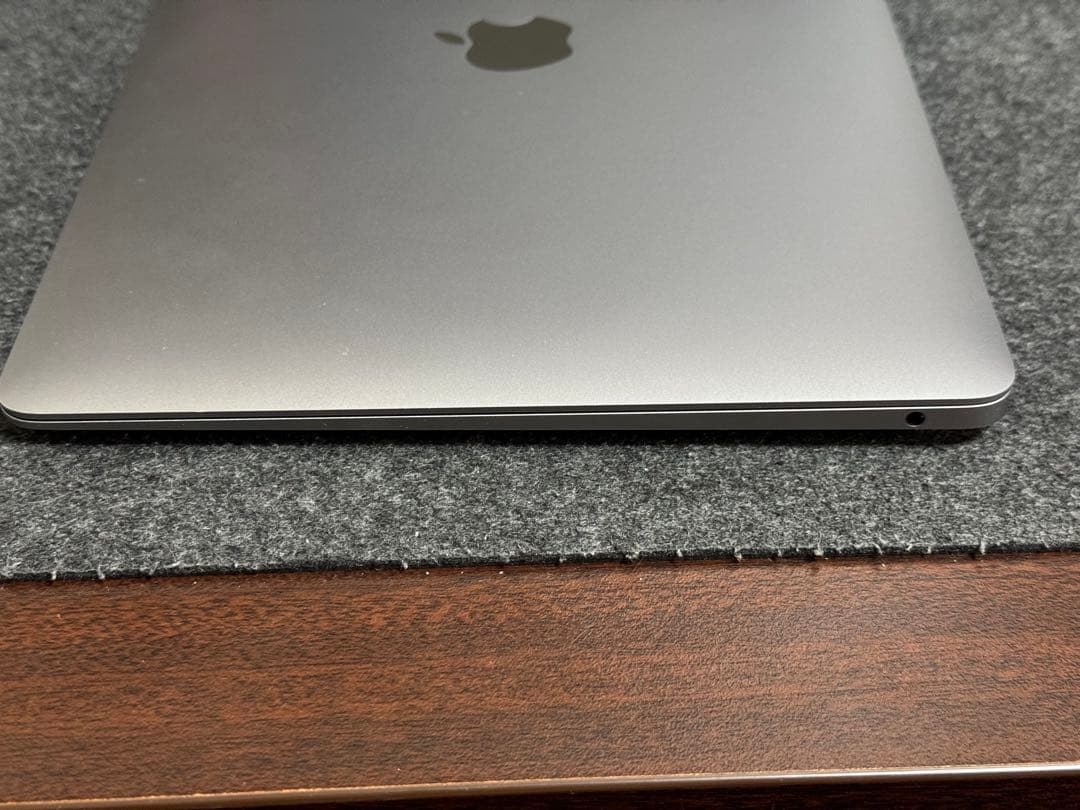 MacBook air M1 13インチ US配列 512GB スペースグレー