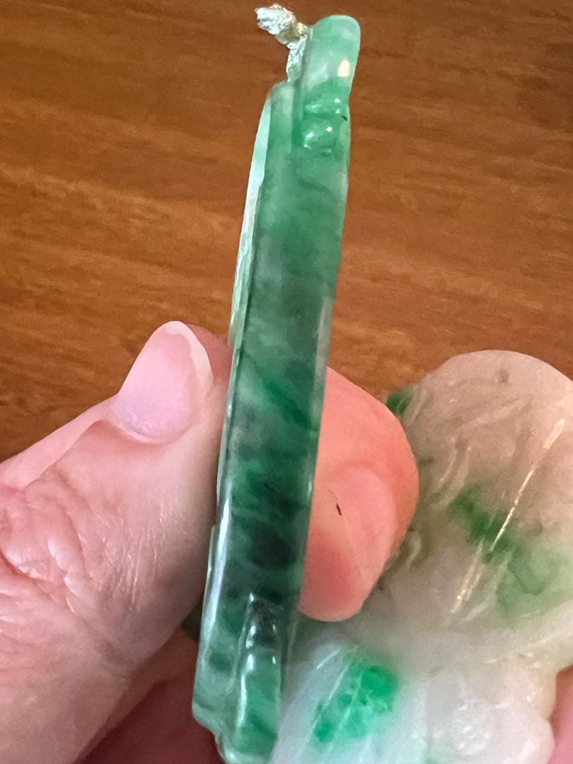 翡翠　アンティーク　骨董　ペンダント