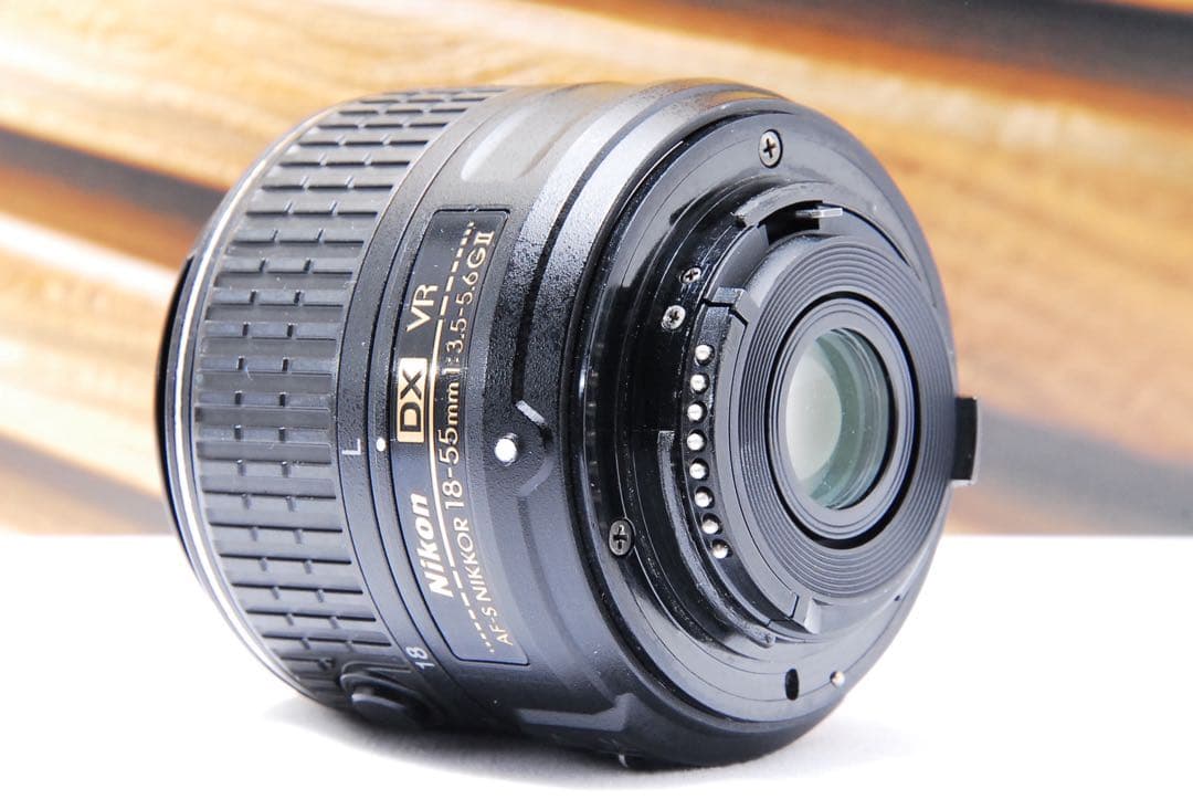 【初心者おすすめ】ニコン Nikon D3300 レンズキット VR II