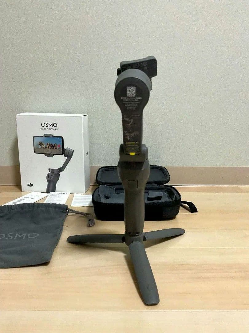 DJI ディージェイアイ 「Osmo Mobile 3 Combo」