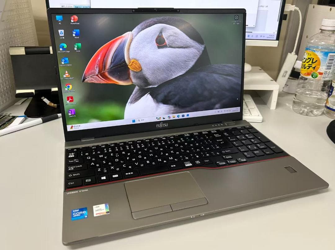 富士通ノートPC Windows11 i5-11世代 SSD オフィス付き