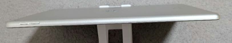 iPad第7世代 32GB シルバー Wi-Fiモデル